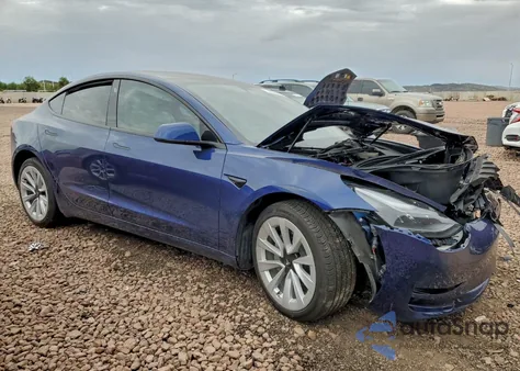 2023 Tesla Model 3 z USA, uszkodzony, nr VIN 5YJ3E1EBXPF593991